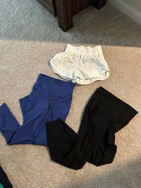 Lululemon size 4 bundle !!!!